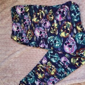 Lularoe skull leggings